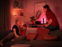 Philips Hue White and Color Ambiance Play Single pack černá