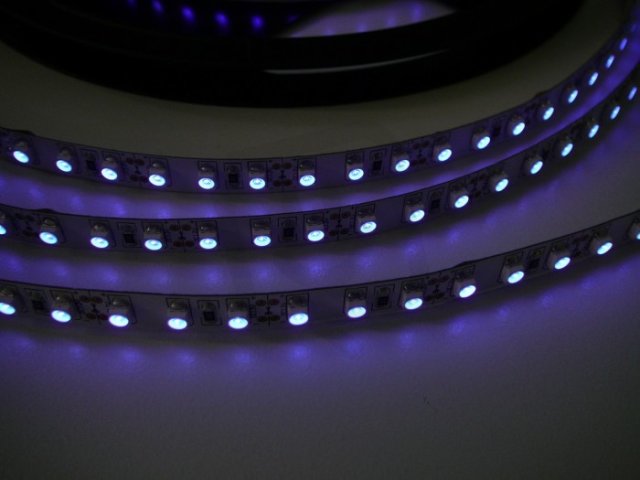 UV3-600 LED pásek 9,6W/m T-LED 07802
